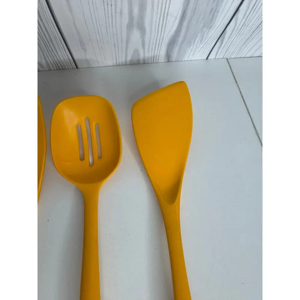 Hutzler Melamine Utensil Set Yellow Goldenrod MCM Retro Set of 4
